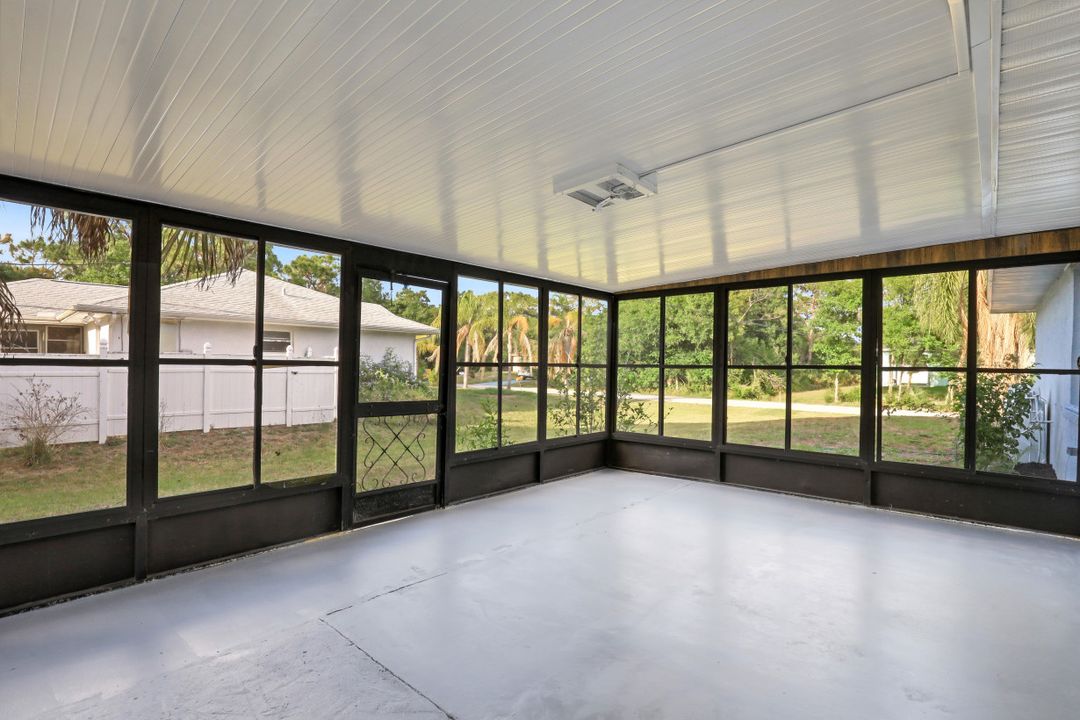 9404 Brewton Ave, Englewood, FL 34224