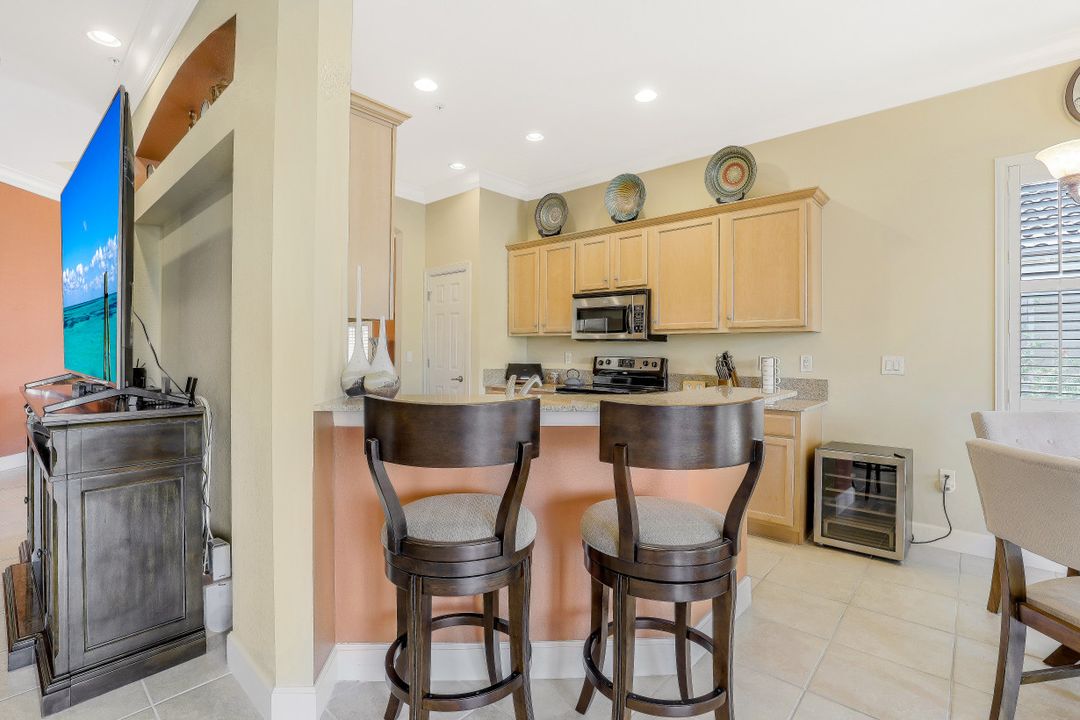 9509 Ironstone Terrace #201, Naples, FL 34120