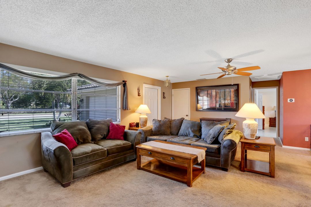 2108 Everest Pkwy, Cape Coral, FL 33904