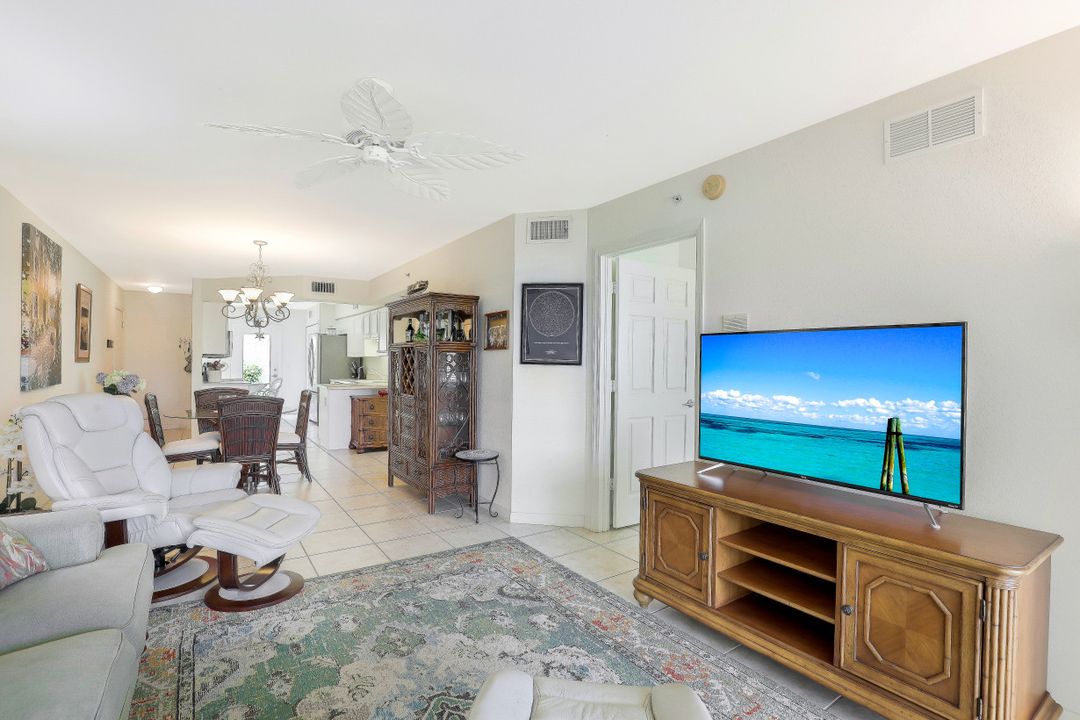 4910 Cougar Ct N #1-101, Naples, FL 34109