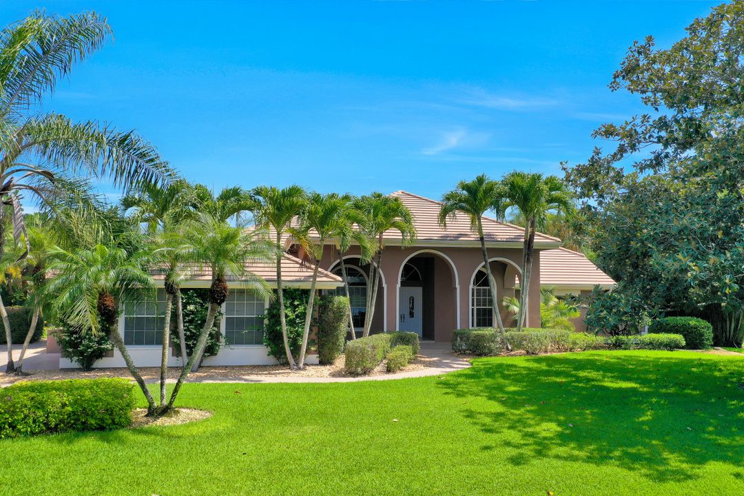 20419 Wildcat Run Dr, Estero, FL 33928