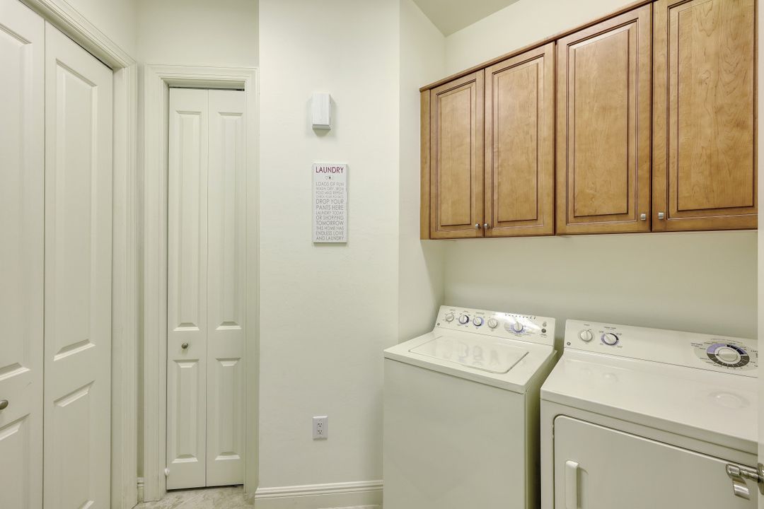 5781 Cape Harbour Dr #1510, Cape Coral, FL 33914