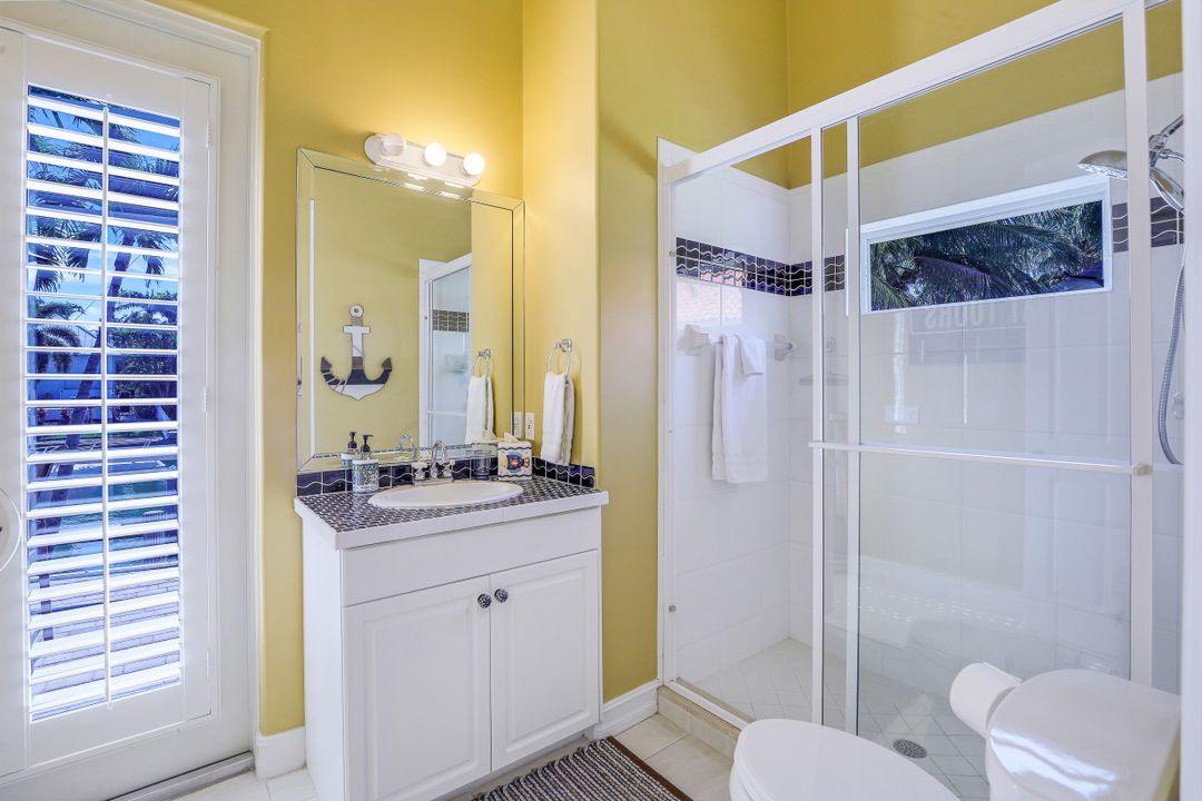 530 Taylor Ct, Marco Island, FL 34145