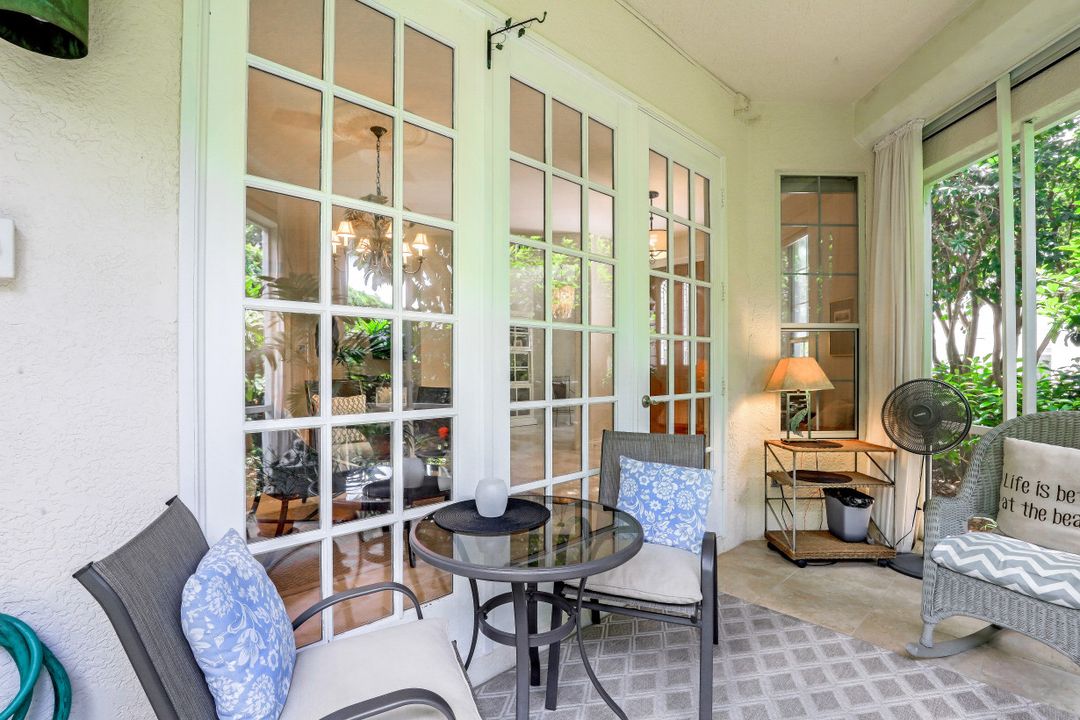 141 Colonade Cir #141, Naples, FL 34103