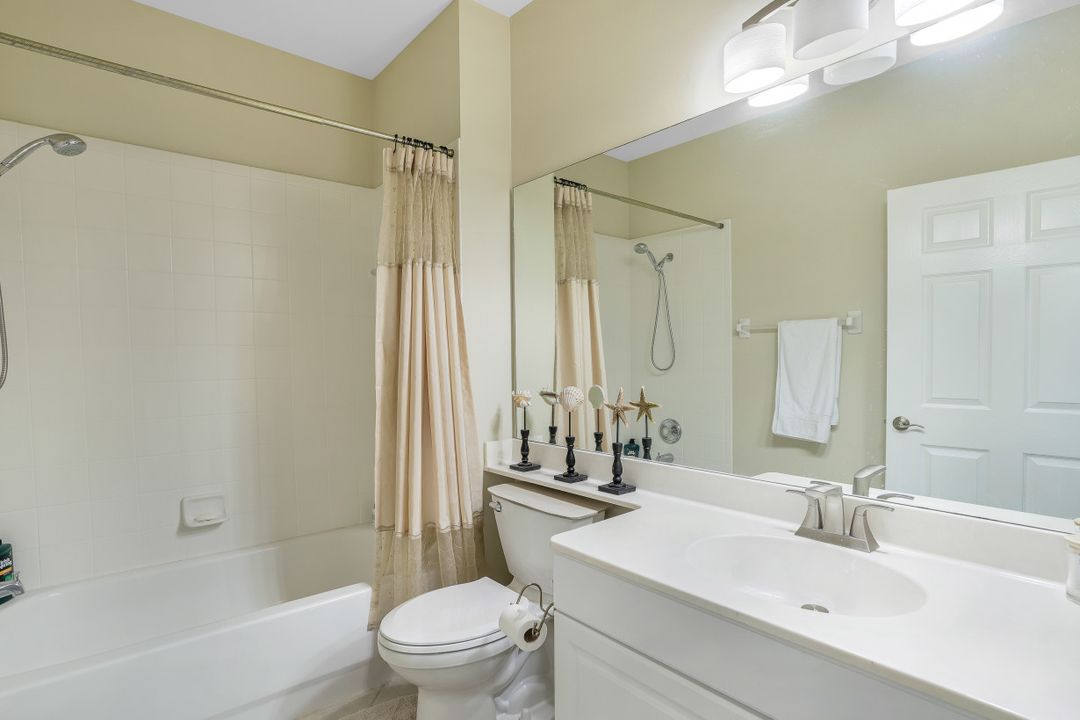 5926 3 Iron Dr #3001, Naples, FL 34110