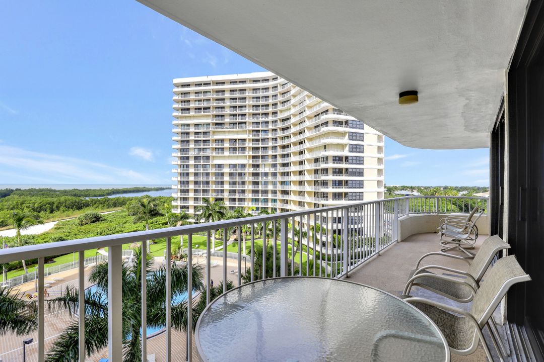 380 Seaview Ct #403, Marco Island, FL 34145