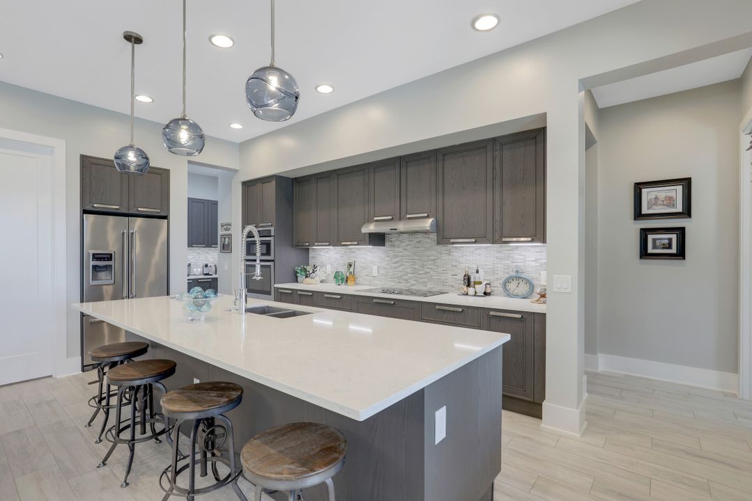 14844 Dockside Ln, Naples, FL 34114