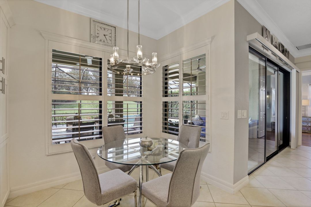 3731 Madeira Ct, Naples, FL 34119