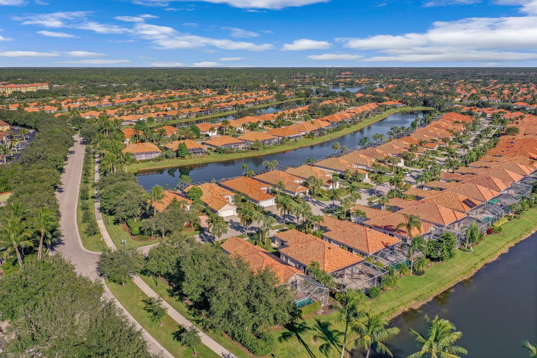 3400 Donoso Ct, Naples, FL 34109