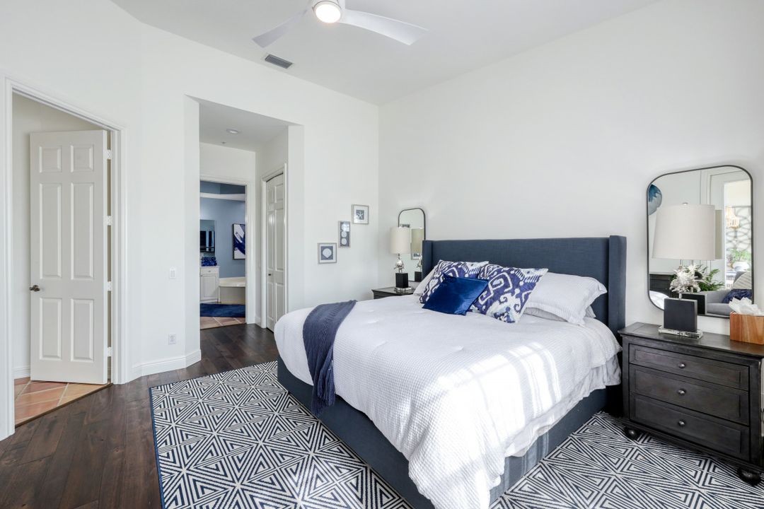 743 Bentwater Cir #203, Naples, FL 34108