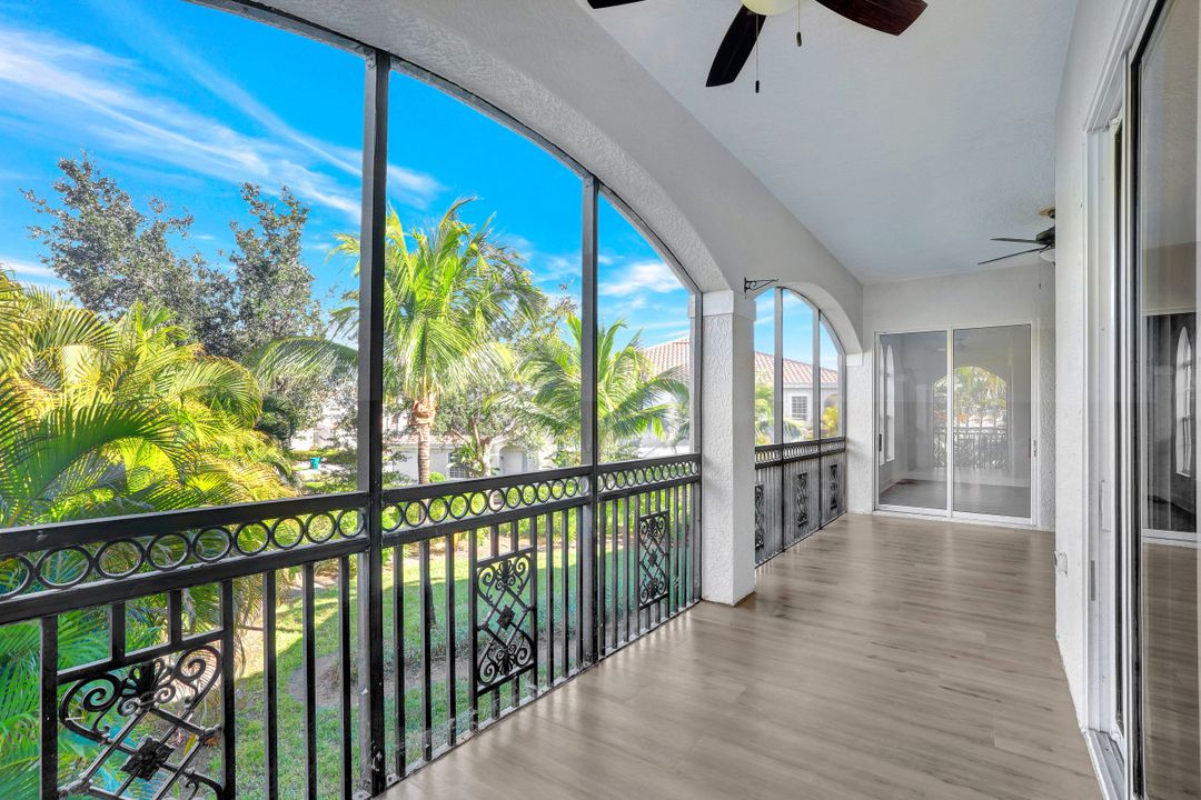 9053 Cascada Way #201, Naples, FL 34114