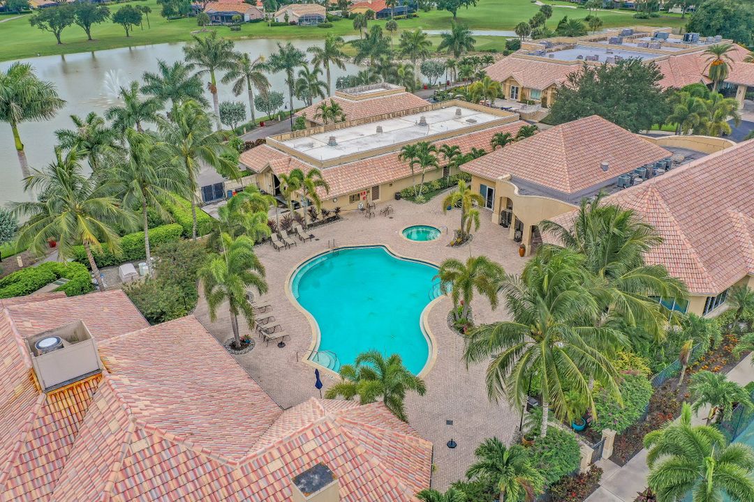 13381 Southampton Dr, Bonita Springs, FL 34135