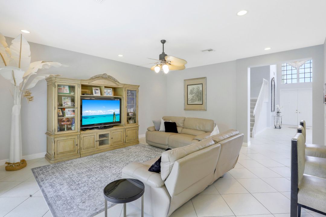 2214 Campestre Terrace, Naples, FL 34119