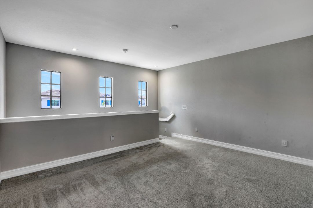 7635 Morgan Way, Naples, FL 34119