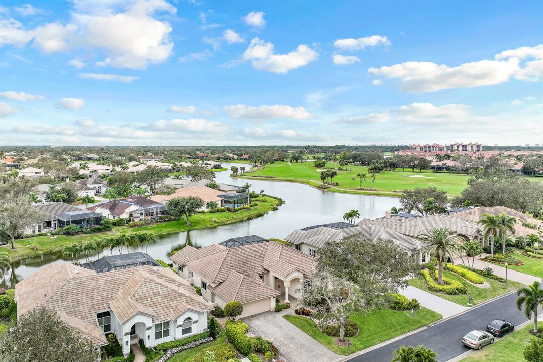 606 Shoreline Dr, Naples, FL 34119