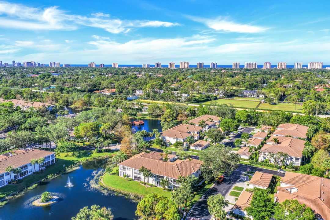 6940 Satinleaf Rd N #101, Naples, FL 34109