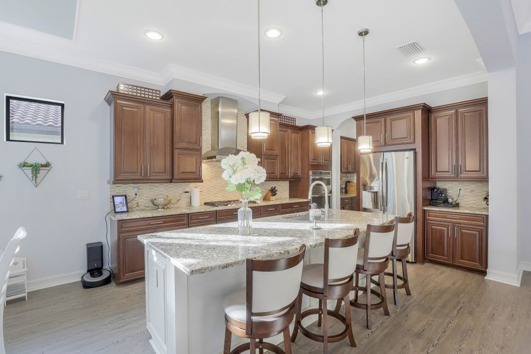 1600 Mockingbird Dr, Naples, FL 34120