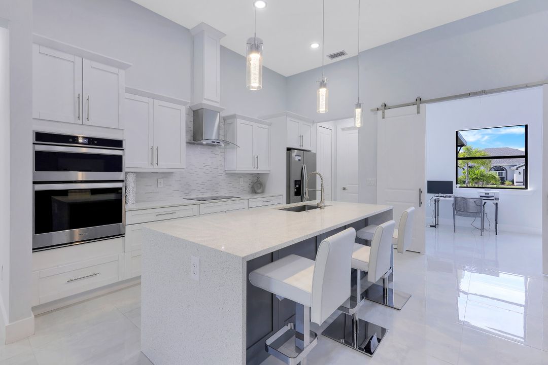 919 SW 34th St, Cape Coral, FL 33914