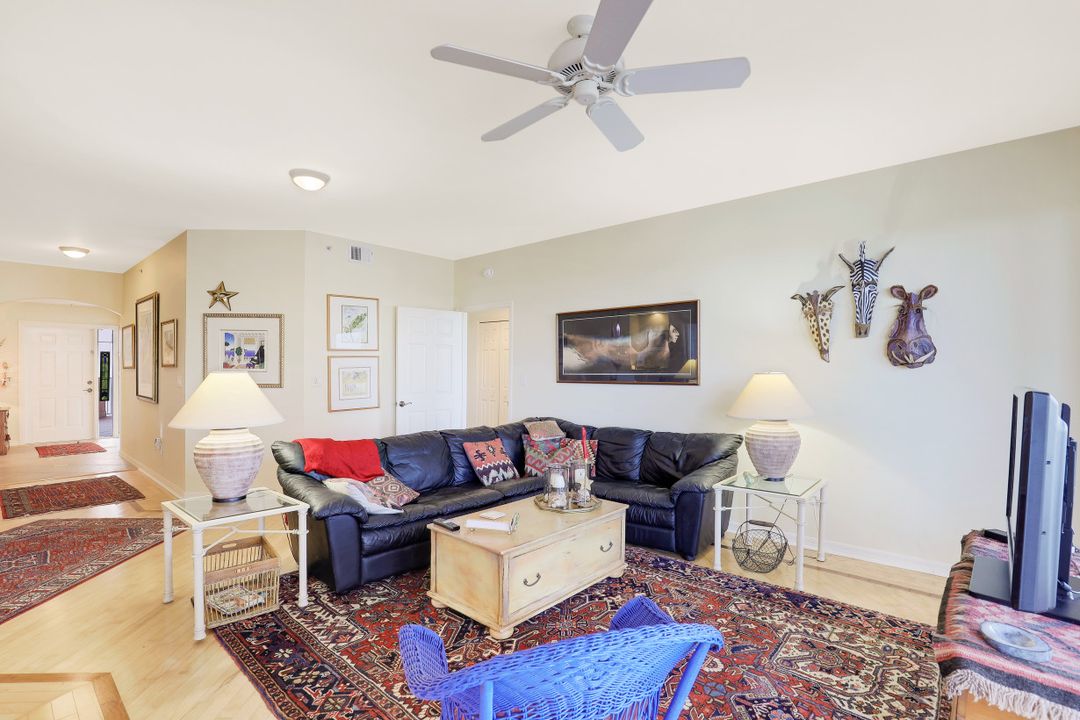 269 Vintage Bay Dr #24, Marco Island, FL 34145