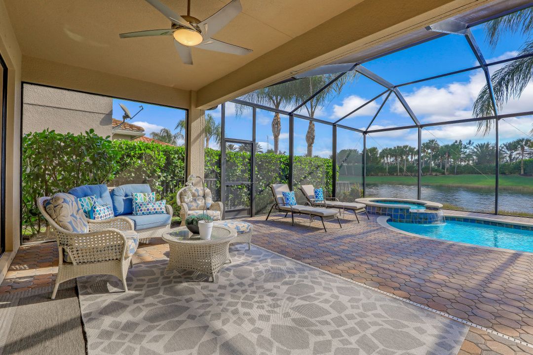 11542 Meadowrun Cir, Fort Myers, FL 33913