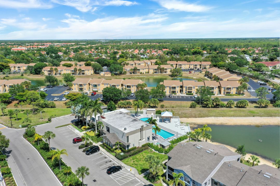 132 Santa Clara Dr, Naples, FL 34104