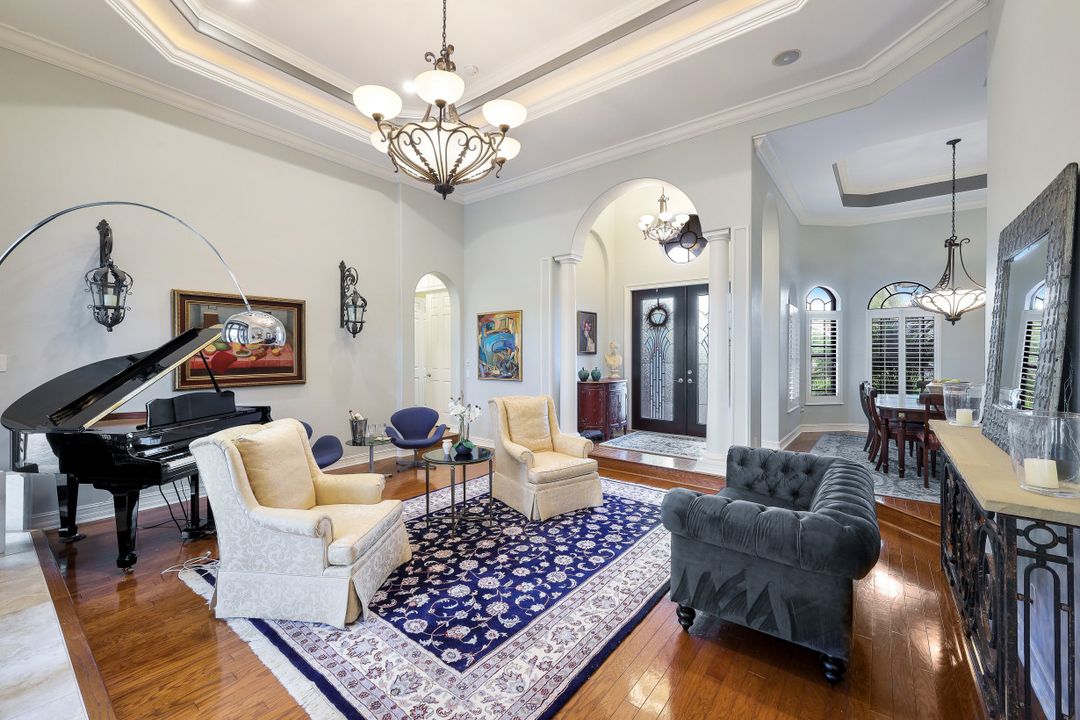 14690 Beaufort Cir, Naples, FL 34119