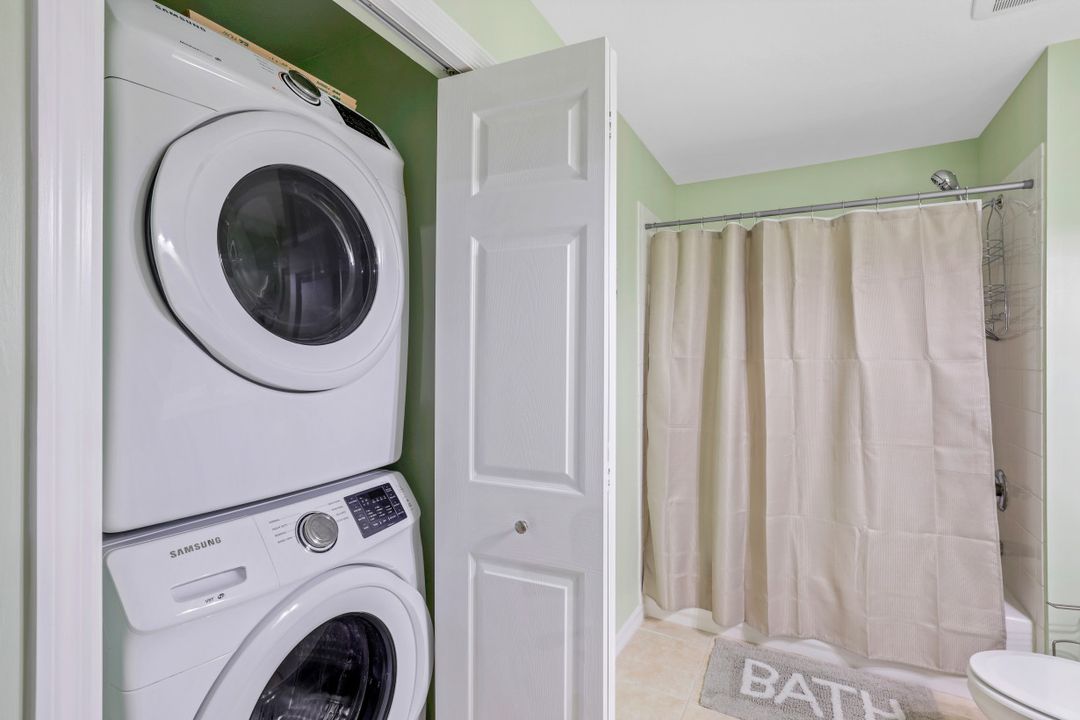 9165 Celeste Dr #106, Naples, FL 34113