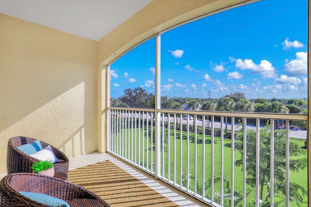 6481 Aragon Way #305, Fort Myers, FL 33966