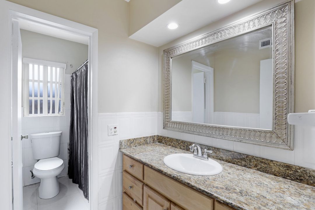 465 NE 114th St, Miami, FL 33161