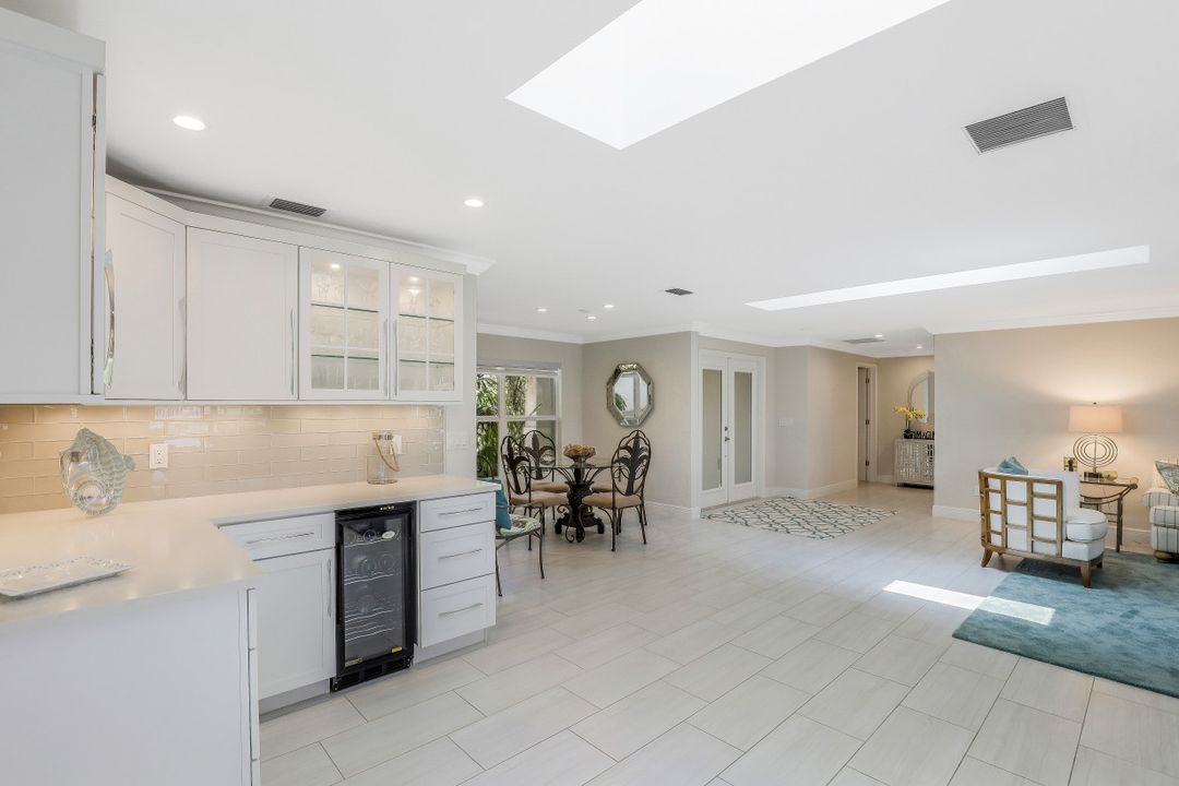 206 Dan River Ct, Marco Island, FL 34145