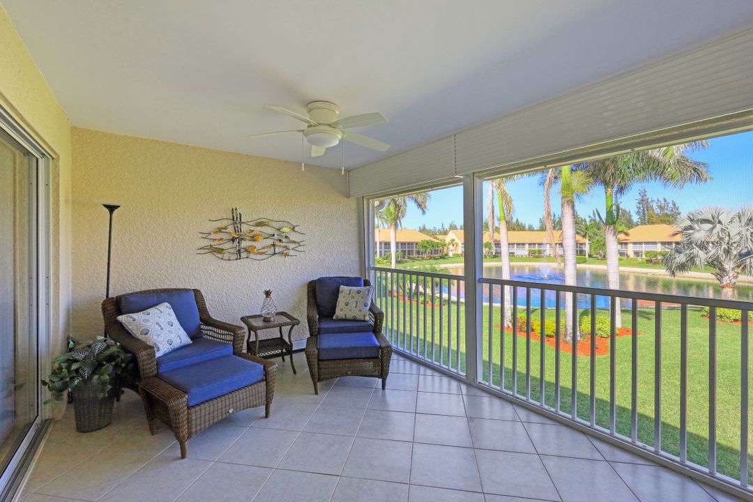 2365 Bayou Ln #4, Naples, FL 34112