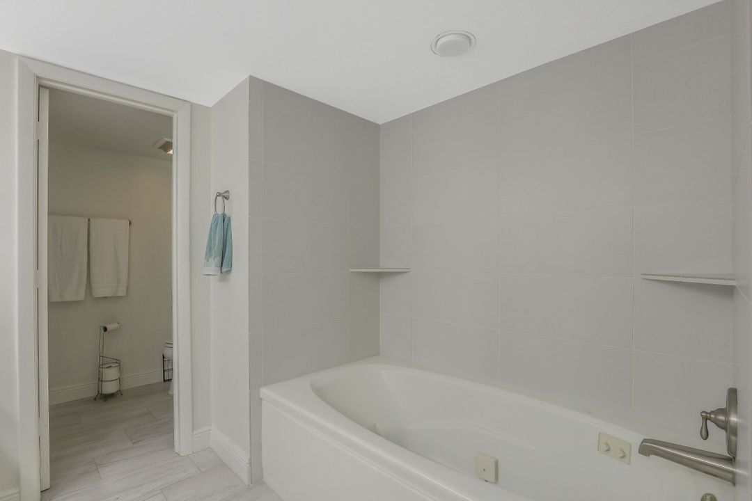 870 S Collier Blvd #101, Marco Island, FL 34145