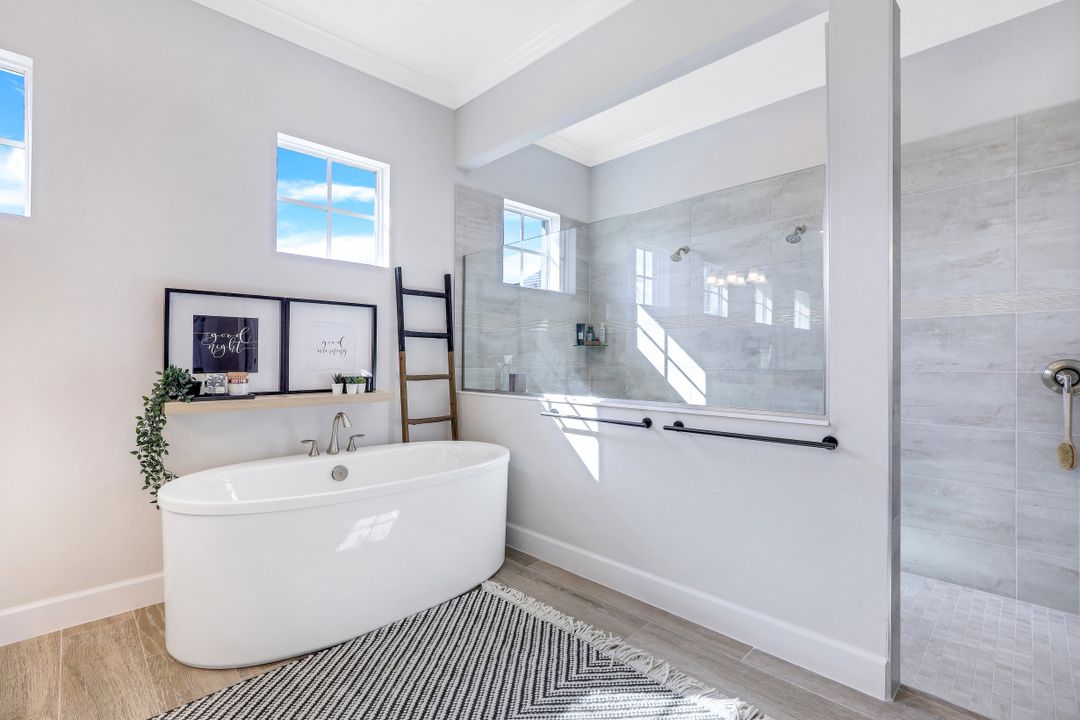 18421 WildBlue Blvd, Fort Myers, FL 33913