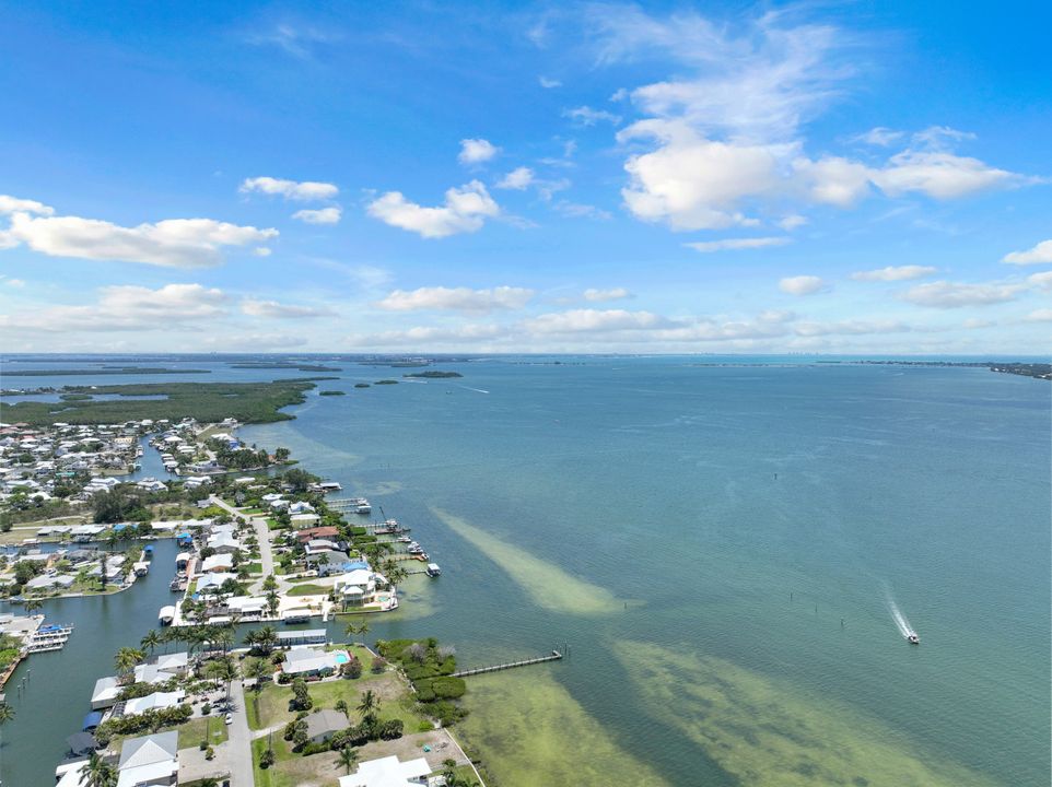 2471 Oleander St, Saint James City, FL 33956