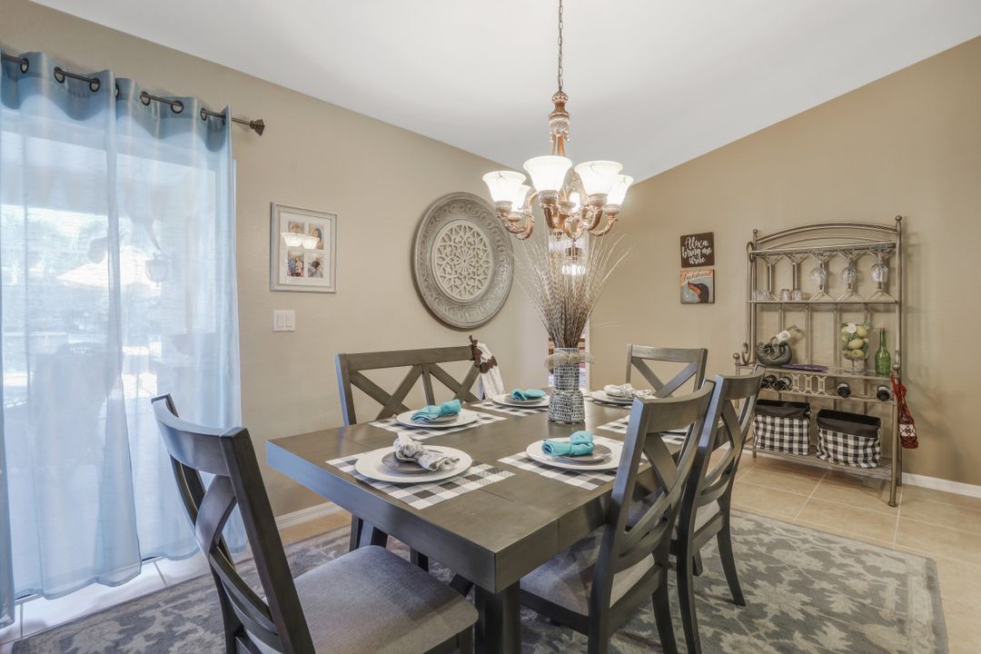 5011 SW 22nd Pl, Cape Coral, FL 33914