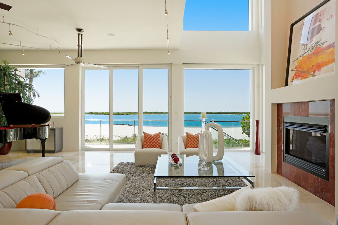 202 S Beach Dr, Marco Island, FL 34145