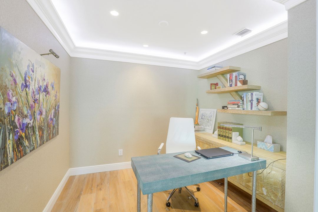 275 Indies Way #1501, Naples, FL 34110