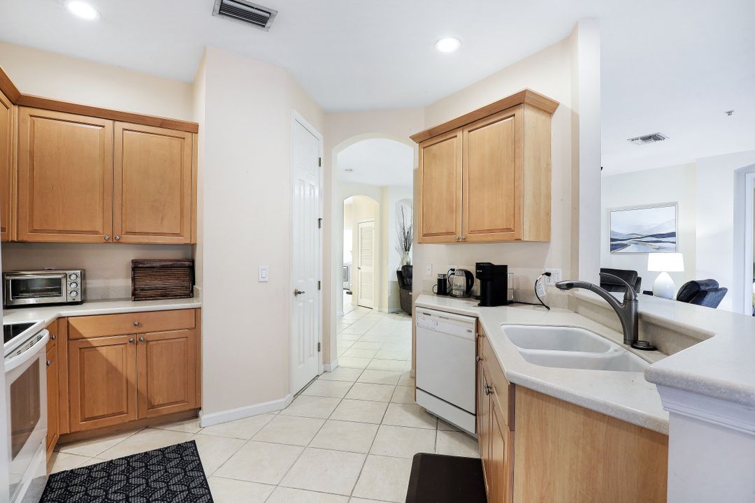 26431 Lucky Stone Rd  #102, Bonita Springs, FL 34135