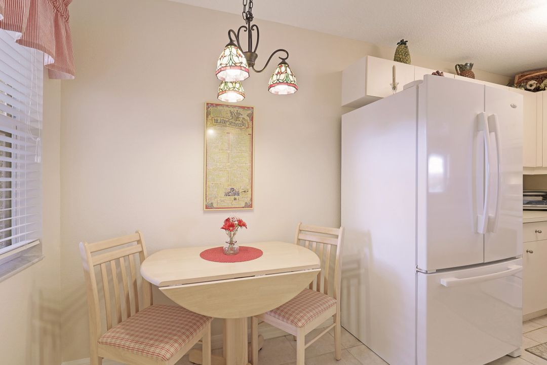 6680 Huntington Lakes Cir #102, Naples, FL 34119