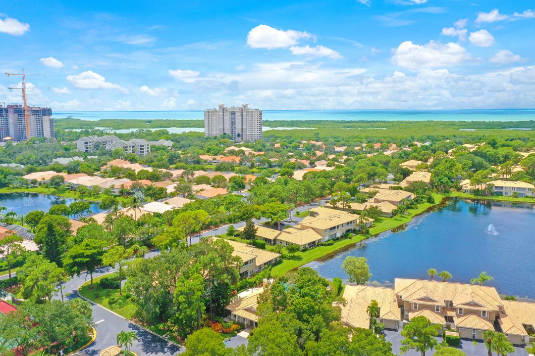 290 Emerald Bay Cir #L-2, Naples, FL 34110