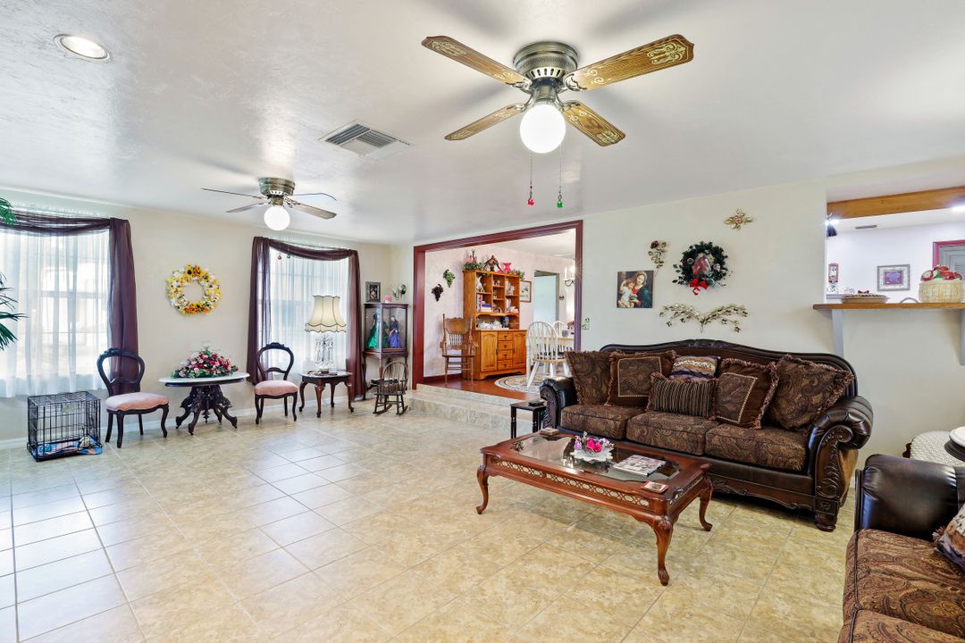 6630 Carmelita Dr, Fort Myers, FL 33905