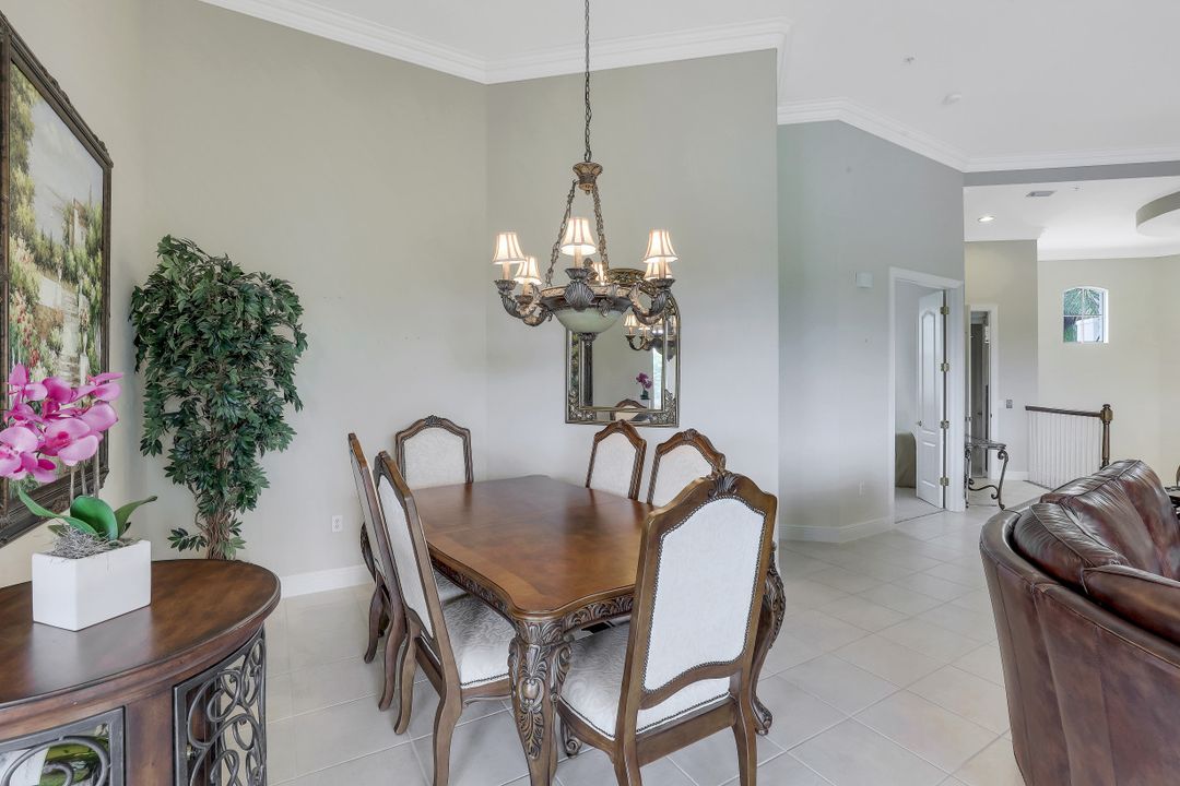 15501 Monterosso Ln #201, Naples, FL 34110