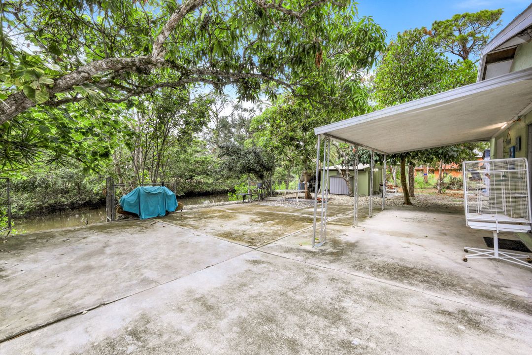 3400 Canal St, Naples, FL 34112