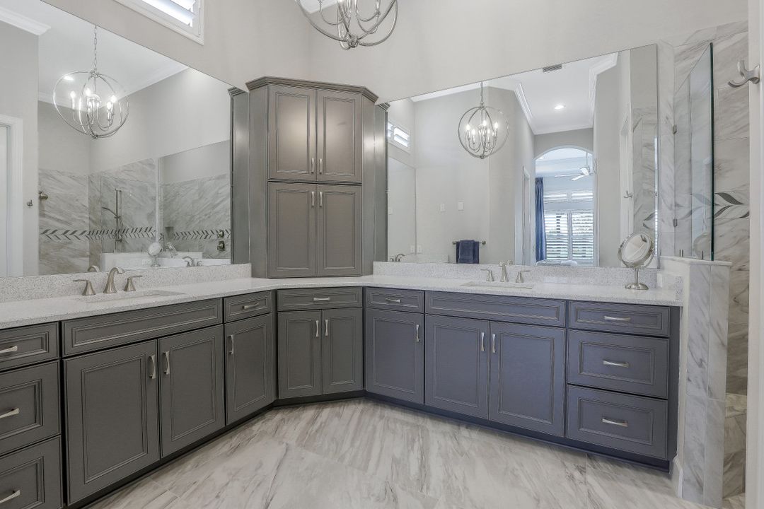 9388 Rapallo St, Naples, FL 34119