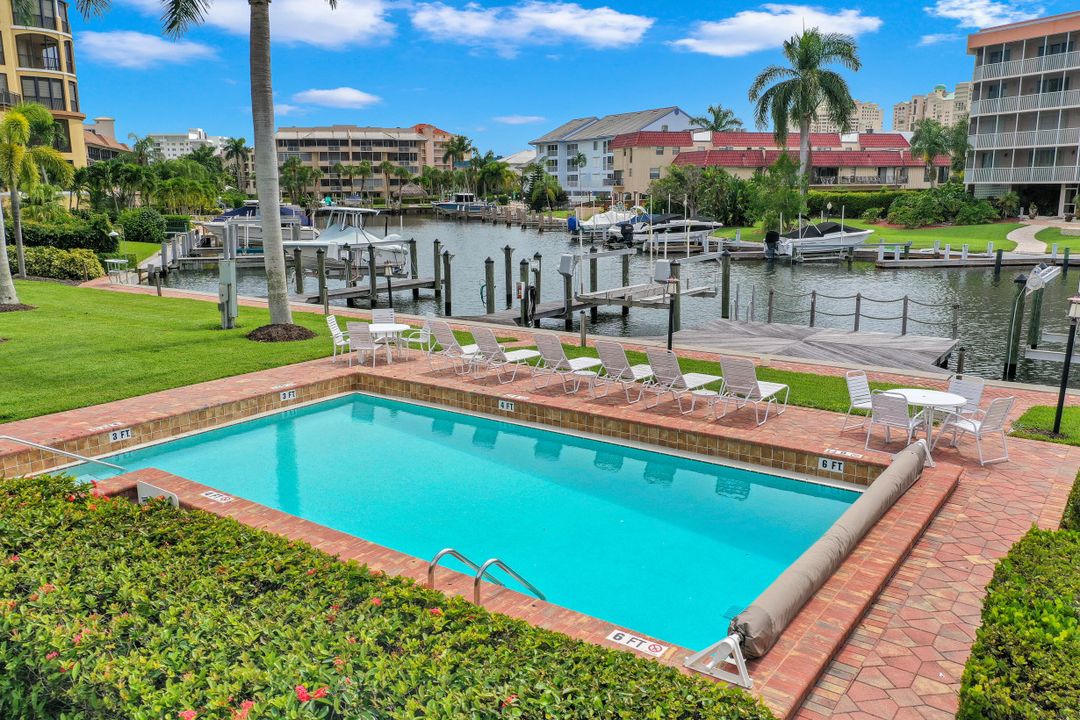 900 Panama Ct #4 , Marco Island, FL 34145