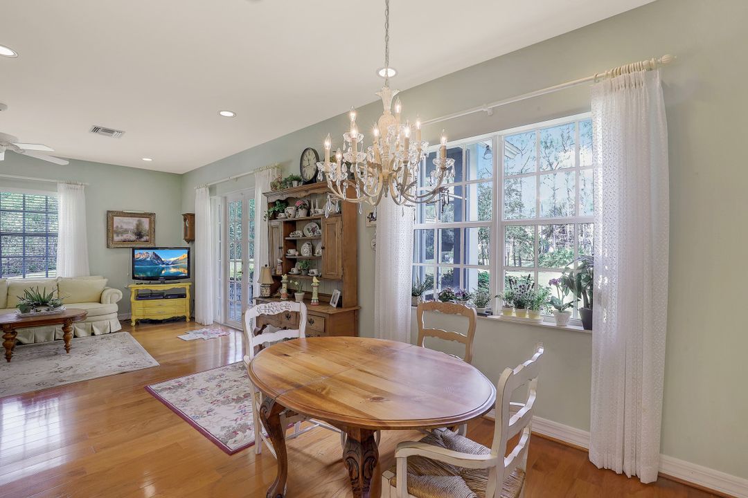 5760 Golden Oaks Ln, Naples, FL 34119