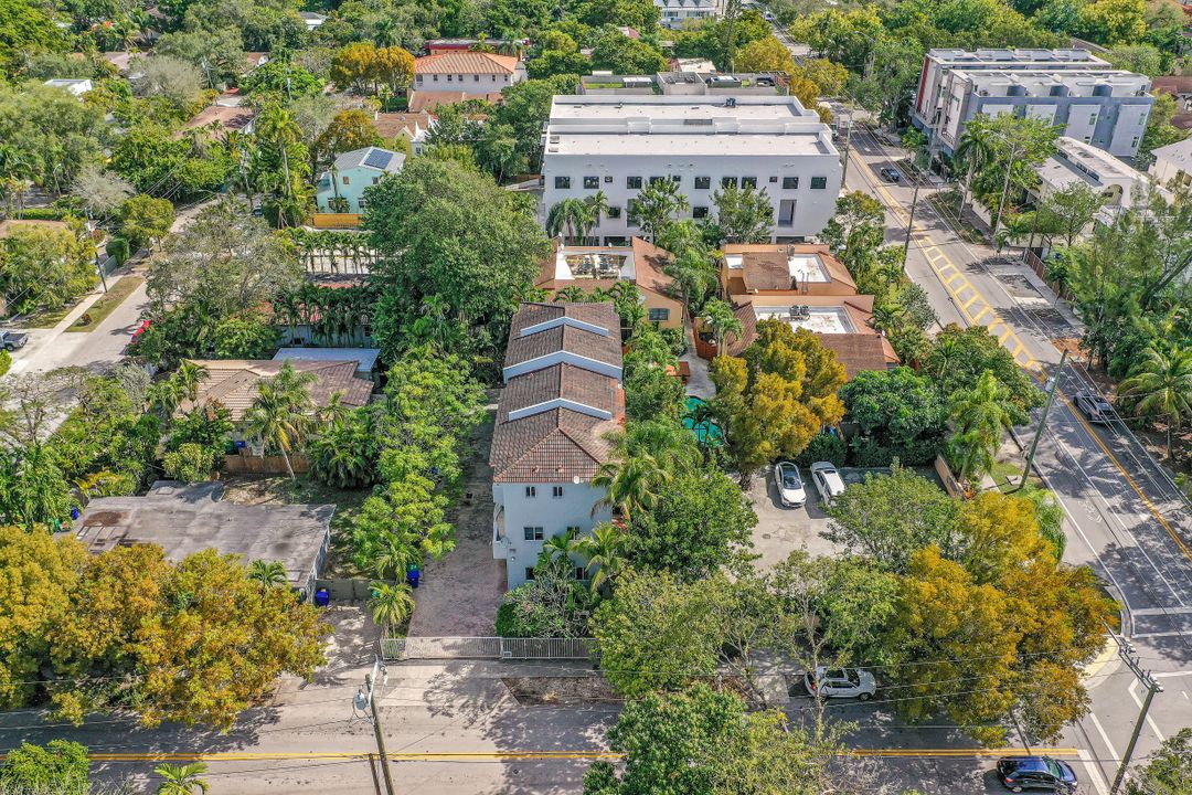 2951 Virginia St, Miami, FL 33133