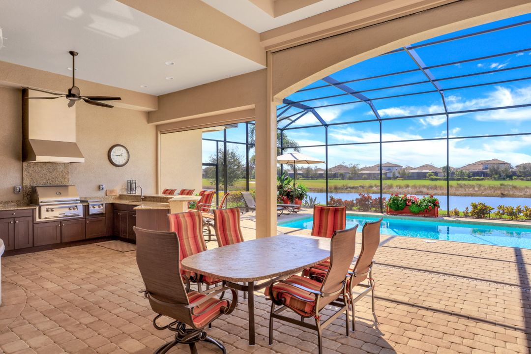 9225 Esplanade Blvd, Naples, FL 34119