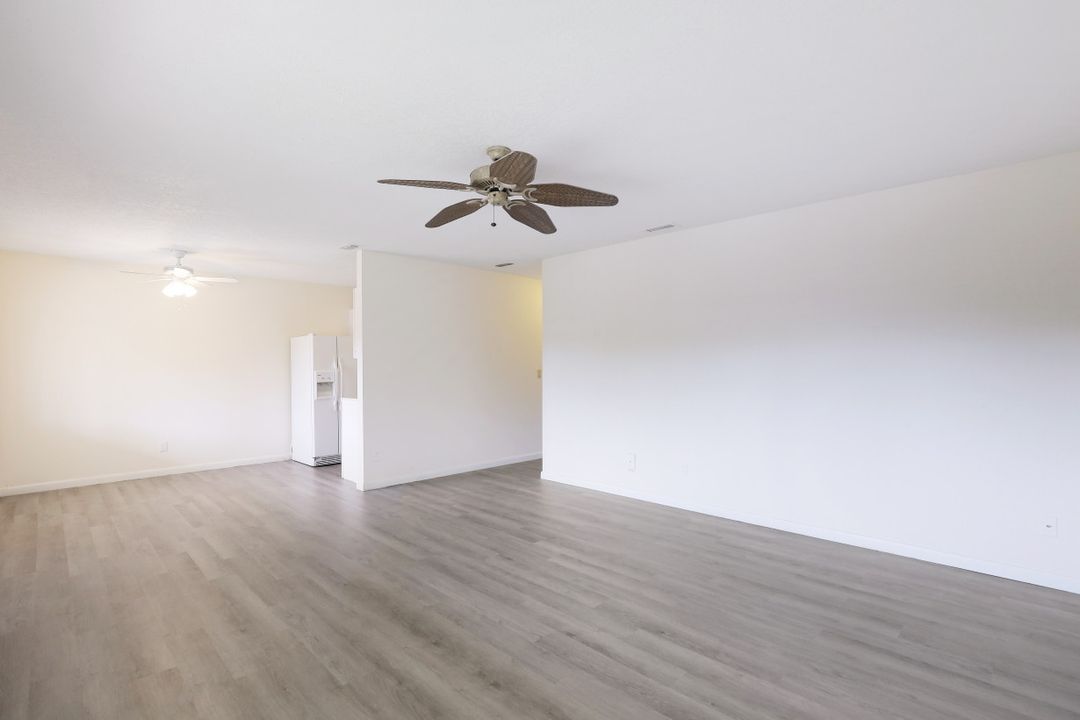 4607 Bayshore Dr #K-6, Naples, FL 34112