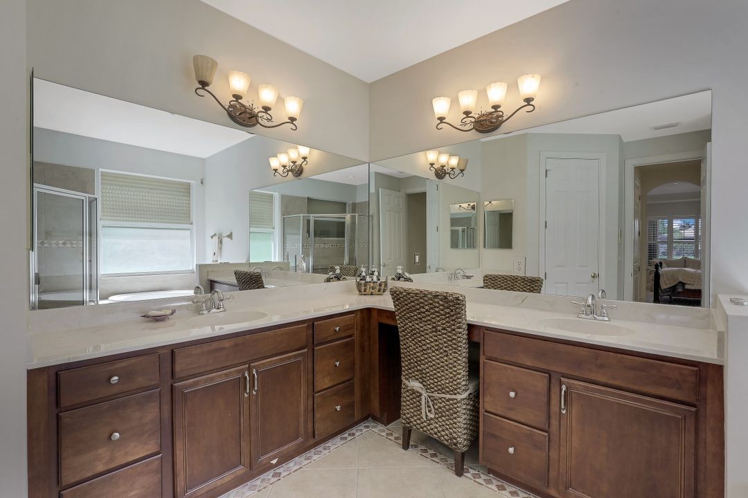 19440 Caladesi Dr, Fort Myers, FL 33967